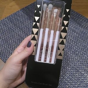 Smoky eye brush set new